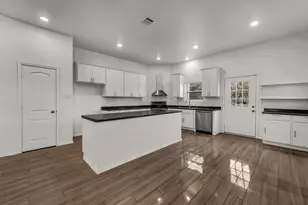 2514 Austin Ct, Granbury, TX 76048 - Photo 7