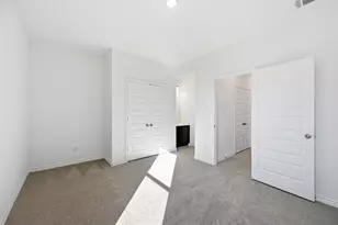 400 Wrangler Ln, Denton, TX 76205 - Photo 13