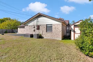 7516 Walnuthill Ct, Watauga, TX 76148 - Photo 31