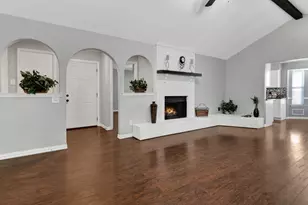 7516 Walnuthill Ct, Watauga, TX 76148 - Photo 9