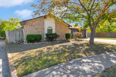 7516 Walnuthill Court, Watauga, TX 76148 - Photo 3