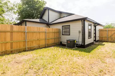 203 Park Street #A, Cleburne, TX 76031 - Photo 5