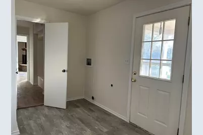 221 W 5th Street, Springtown, TX 76086 - Photo 17