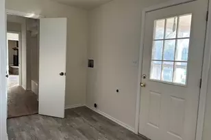 221 W 5th St, Springtown, TX 76086 - Photo 17