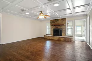 221 W 5th St, Springtown, TX 76086 - Photo 3