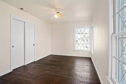 221 W 5th Street, Springtown, TX 76086 - Photo 13