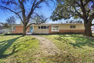221 W 5th St, Springtown, TX 76086 - Photo 1