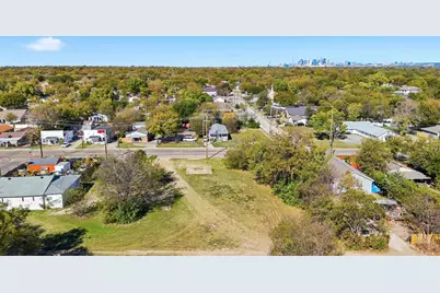 2512 E Ann Arbor Avenue, Dallas, TX 75216 - Photo 13