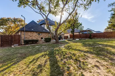 8209 Weatherly Drive, Rowlett, TX 75089 - Photo 5