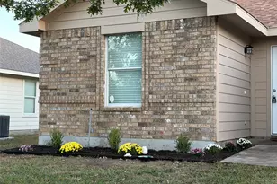 1826 Trailview Dr, Terrell, TX 75160 - Photo 3