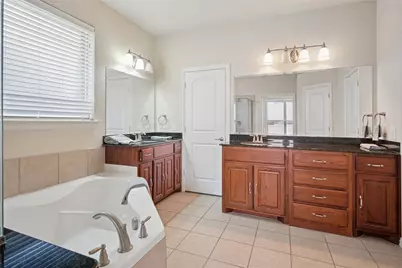 9004 McFarland Way, Fort Worth, TX 76244 - Photo 15