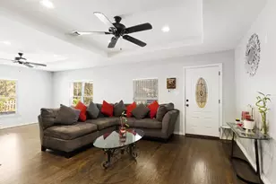 249 N Acres Dr, Dallas, TX 75217 - Photo 15