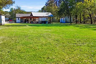 249 N Acres Dr, Dallas, TX 75217 - Photo 11