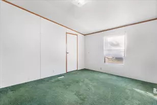 7417 Greenfield Dr, Alvarado, TX 76009 - Photo 23