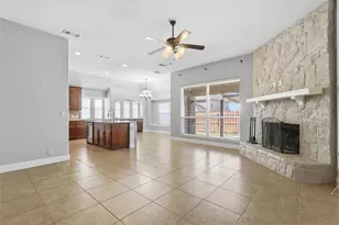 5224 Smokey Ridge Dr, Fort Worth, TX 76123 - Photo 5