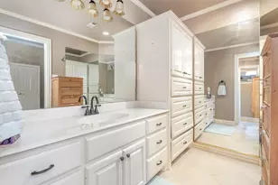 2106 Shari Ln, Garland, TX 75043 - Photo 9