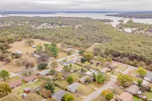 245 Gordon Dr, Azle, TX 76020 - Photo 35