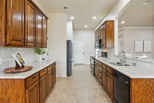 613 W Sheila Cir, Joshua, TX 76058 - Photo 13