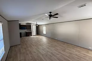 5421 Lake View Dr, Granbury, TX 76048 - Photo 11