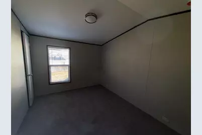 5421 Lake View Drive, Granbury, TX 76048 - Photo 9