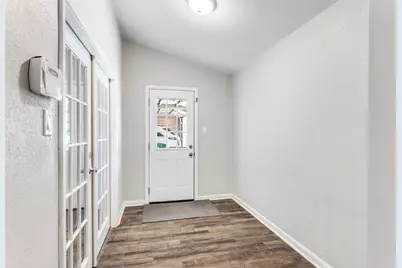 5608 Wales Avenue, Fort Worth, TX 76133 - Photo 9