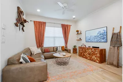 734 W 7th Street, Dallas, TX 75208 - Photo 3