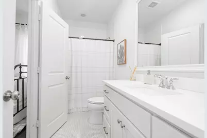 734 W 7th Street, Dallas, TX 75208 - Photo 31