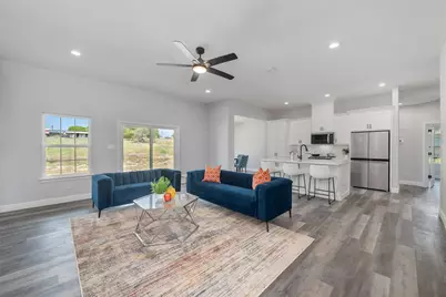 1013 Don Eve Court, Azle, TX 76020 - Photo 9