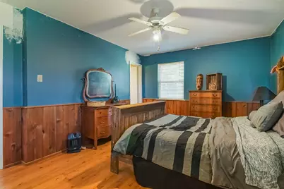 823 Saunders, Trenton, TX 75490 - Photo 25