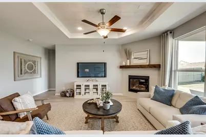 428 Avian Way, Godley, TX 76044 - Photo 5