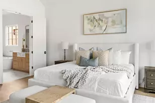 9826 Mixon Dr, Dallas, TX 75220 - Photo 17