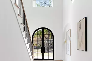 9826 Mixon Dr, Dallas, TX 75220 - Photo 3