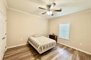 318 E 4th St, Lindsay, TX 76250 - Photo 23