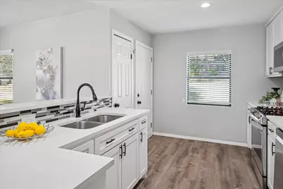 2717 El Tivoli Drive, Dallas, TX 75211 - Photo 15
