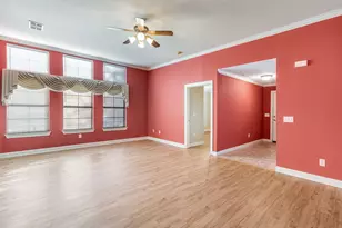 832 Beechcraft Ave, Grand Prairie, TX 75051 - Photo 5