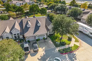 832 Beechcraft Ave, Grand Prairie, TX 75051 - Photo 33