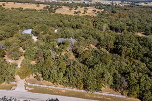 240 Paradise Canyon Cir, Paradise, TX 76073 - Photo 37