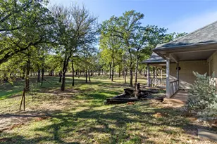 240 Paradise Canyon Cir, Paradise, TX 76073 - Photo 29