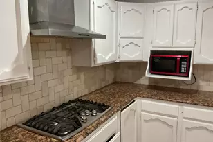 1522 Lee Ave, Fort Worth, TX 76164 - Photo 9