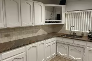 1522 Lee Ave, Fort Worth, TX 76164 - Photo 7