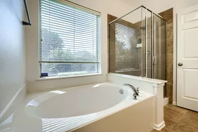 2860 Prado, Grand Prairie, TX 75054 - Photo 23