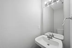 1346 Overlook Dr, Lewisville, TX 75067 - Photo 11