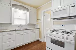 3830 W 6th St, Fort Worth, TX 76107 - Photo 11