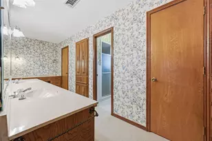 904 Shelley Dr, Arlington, TX 76012 - Photo 23