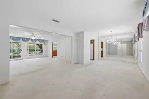 904 Shelley Dr, Arlington, TX 76012 - Photo 5