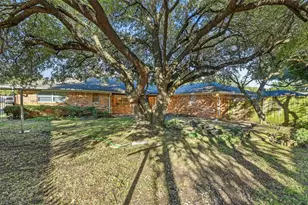 904 Shelley Dr, Arlington, TX 76012 - Photo 37