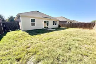 421 Starboard Dr, Crowley, TX 76036 - Photo 21
