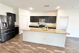 421 Starboard Dr, Crowley, TX 76036 - Photo 9