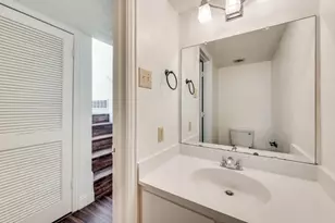 3001 Helmet Ct, Irving, TX 75060 - Photo 9