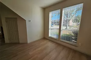 393 Ivan Dr, Lewisville, TX 75067 - Photo 9